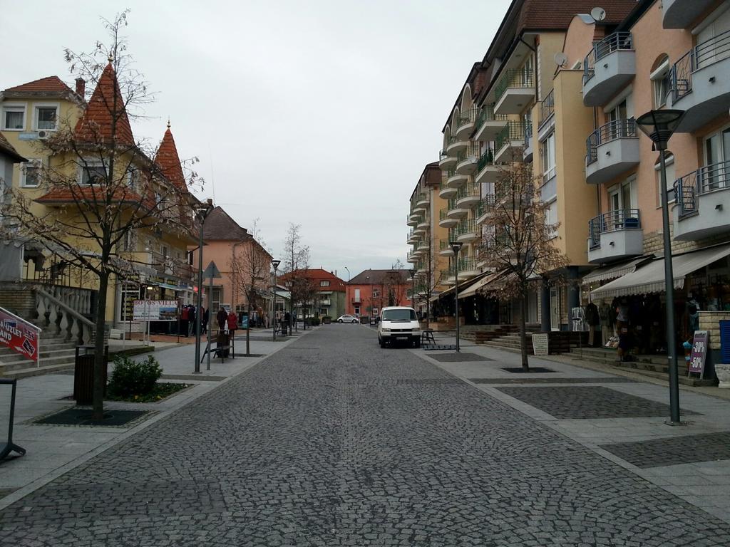 Pedestrian Street Apartment Hévíz Exteriér fotografie